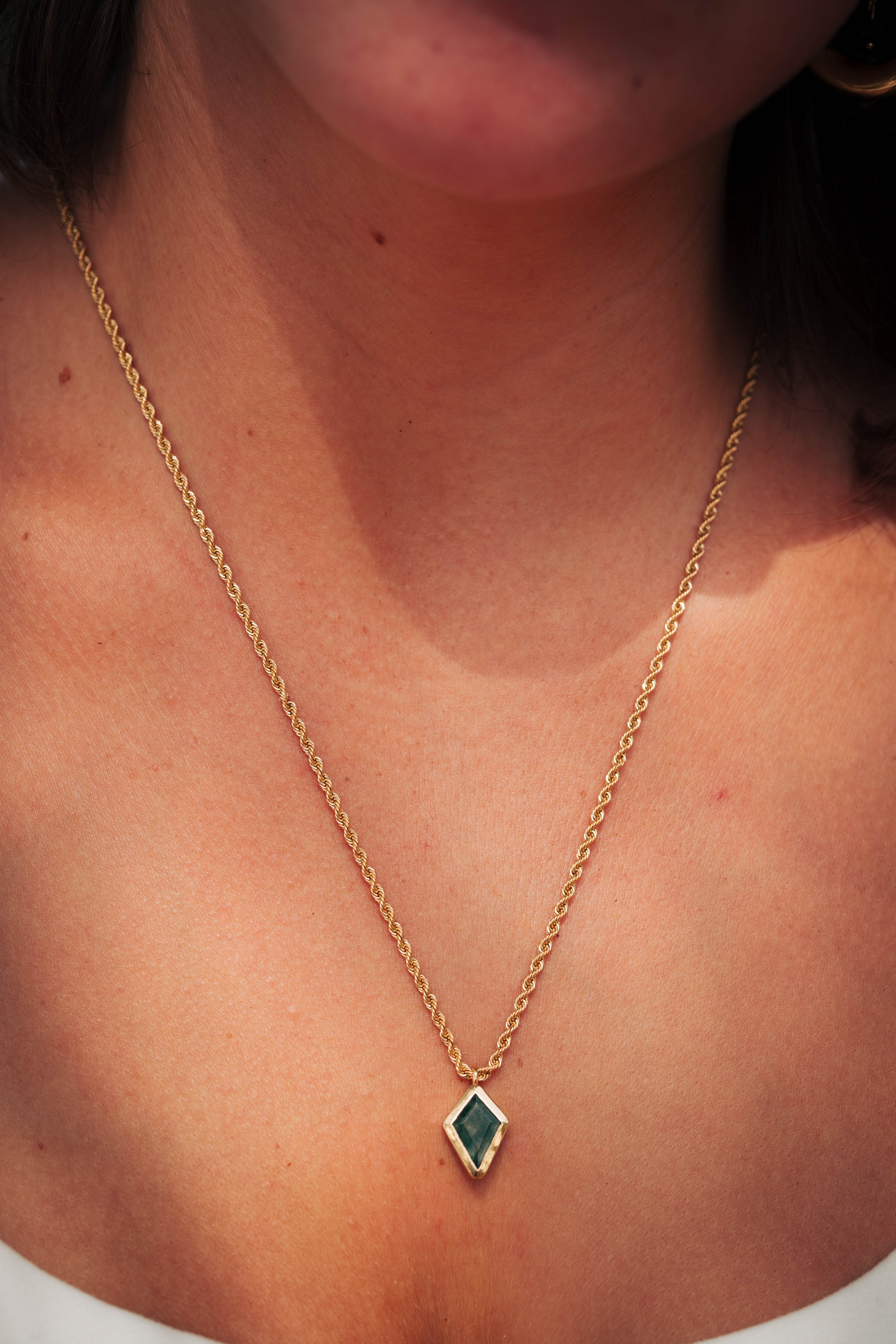 שרשרת מוס אגת