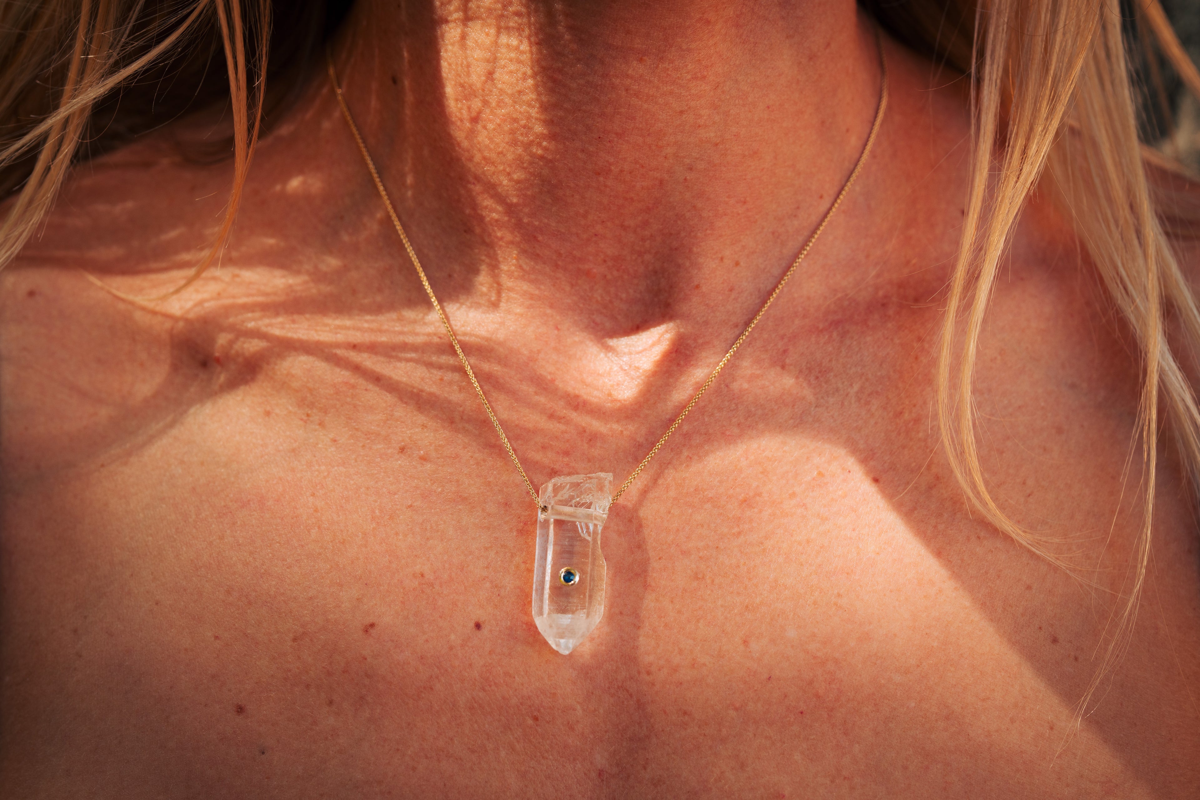 קוורץ גולמי עם טופז